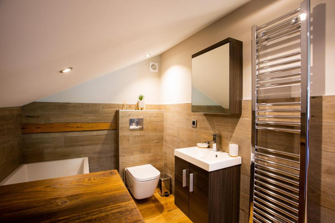 Chalet Byram แซ็งต์-แฌร์เวส์-เลส์-แบ็งส์ ภายนอก รูปภาพ