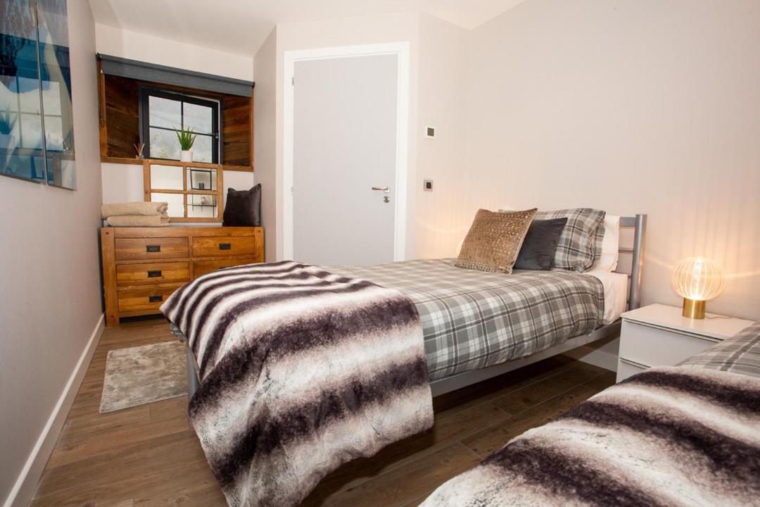 Chalet Byram แซ็งต์-แฌร์เวส์-เลส์-แบ็งส์ ภายนอก รูปภาพ
