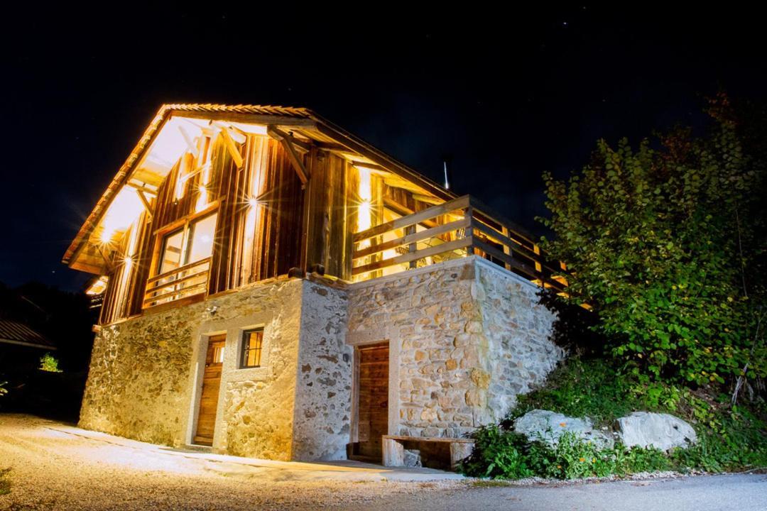 Chalet Byram แซ็งต์-แฌร์เวส์-เลส์-แบ็งส์ ภายนอก รูปภาพ
